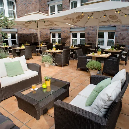Marriott Hotel 5*