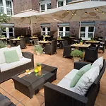 Marriott Hotel 5*