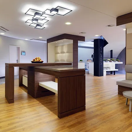 Marriott Szálloda 5*