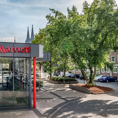 Szálloda Marriott 5*